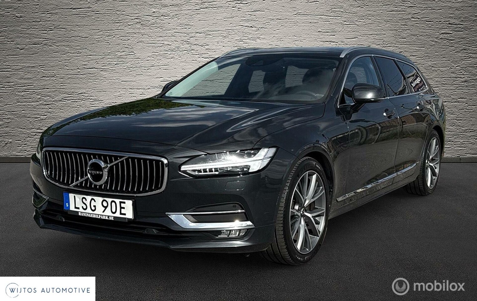 Volvo V90 - 2.0 D4 AWD Inscription 2.0 D4 AWD Inscription, leer, BLIS, standkachel - AutoWereld.nl