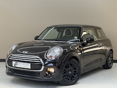 MINI Cooper - 1.5 135Pk, 2014, 2de eigenaar, Sportstoelen, Navigatie, Stoelverwarming, Cruisecontrol, Pa