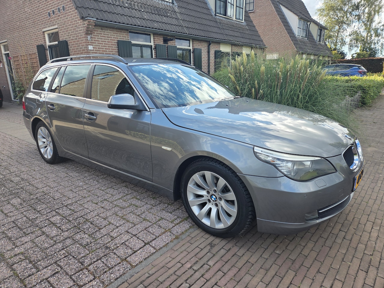 BMW 5-serie Touring - 520i Corporate Lease Business Line Edition II 1e eigenaar, volledig BMW dealer onderhouden - AutoWereld.nl