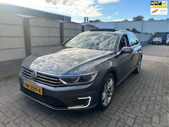 Volkswagen Passat Variant - 1.4 TSI GTE Highline PANO/ CAMERA/ 6MND GARANTIE