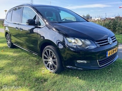 Volkswagen Sharan - 2.0 TDI Highline 7p. | Pano| Aut
