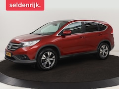 Honda CR-V - 2.0 AWD Executive | Panoramadak | Leder | Stoelverwarming | Camera | Trekhaak | Navigatie