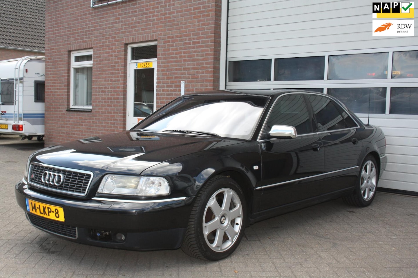 Audi A8 - 4.2 5V S8 4.2 5V S8 - AutoWereld.nl