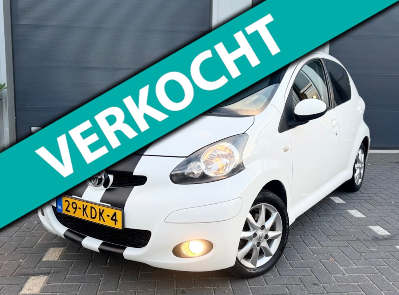Toyota Aygo - 1.0-12V Comfort- Nieuwe APK- carplay - AutoWereld.nl