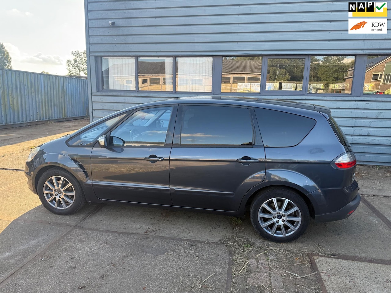 Ford S-Max - 2.0-16V 2.0-16V (( nieuwe apk ))) - AutoWereld.nl