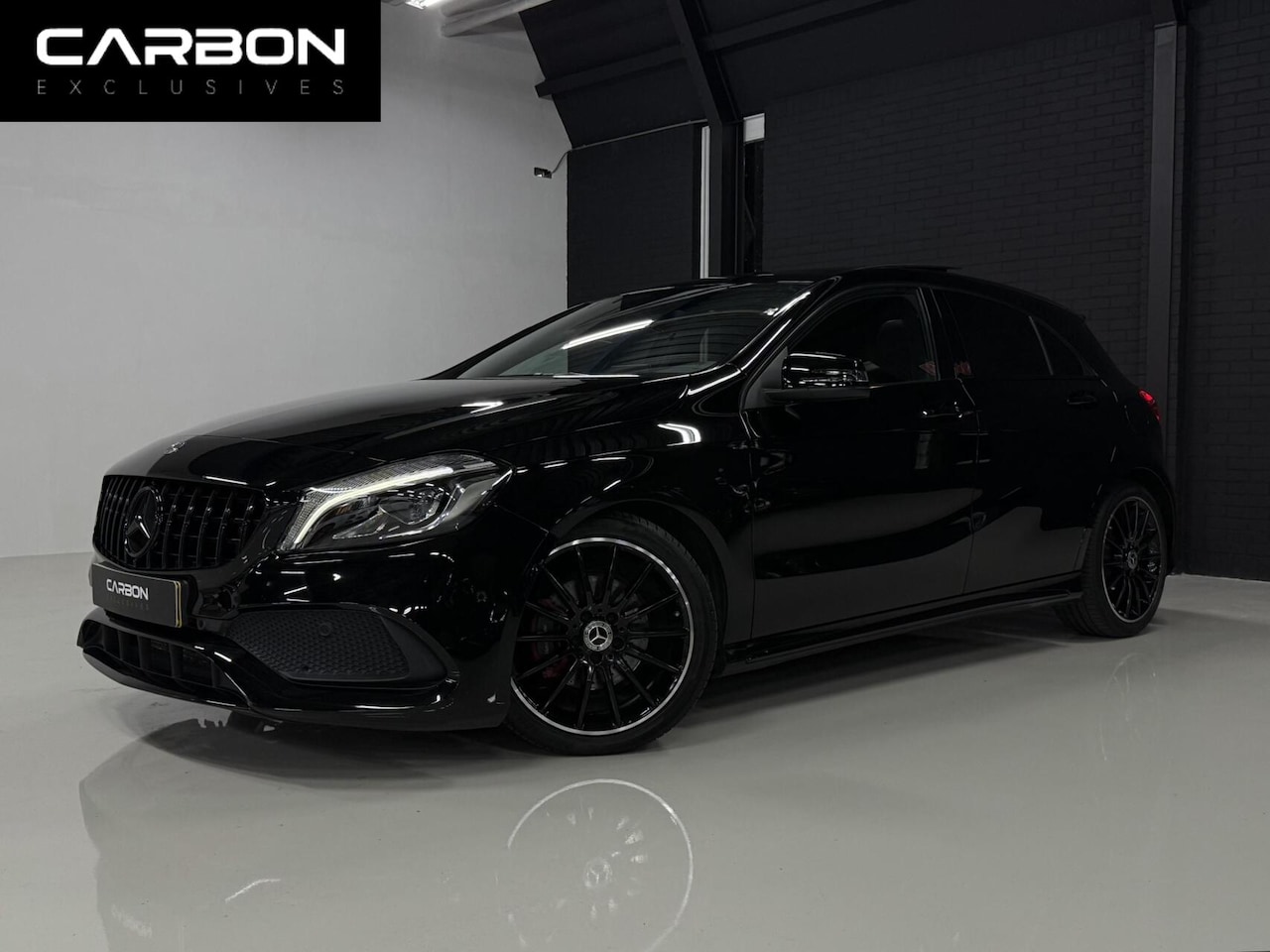Mercedes-Benz A-klasse - 180 AMG | NL | Pano | Sfeer | Navi | CC - AutoWereld.nl