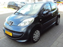 Peugeot 107 - 1.0-12V XS