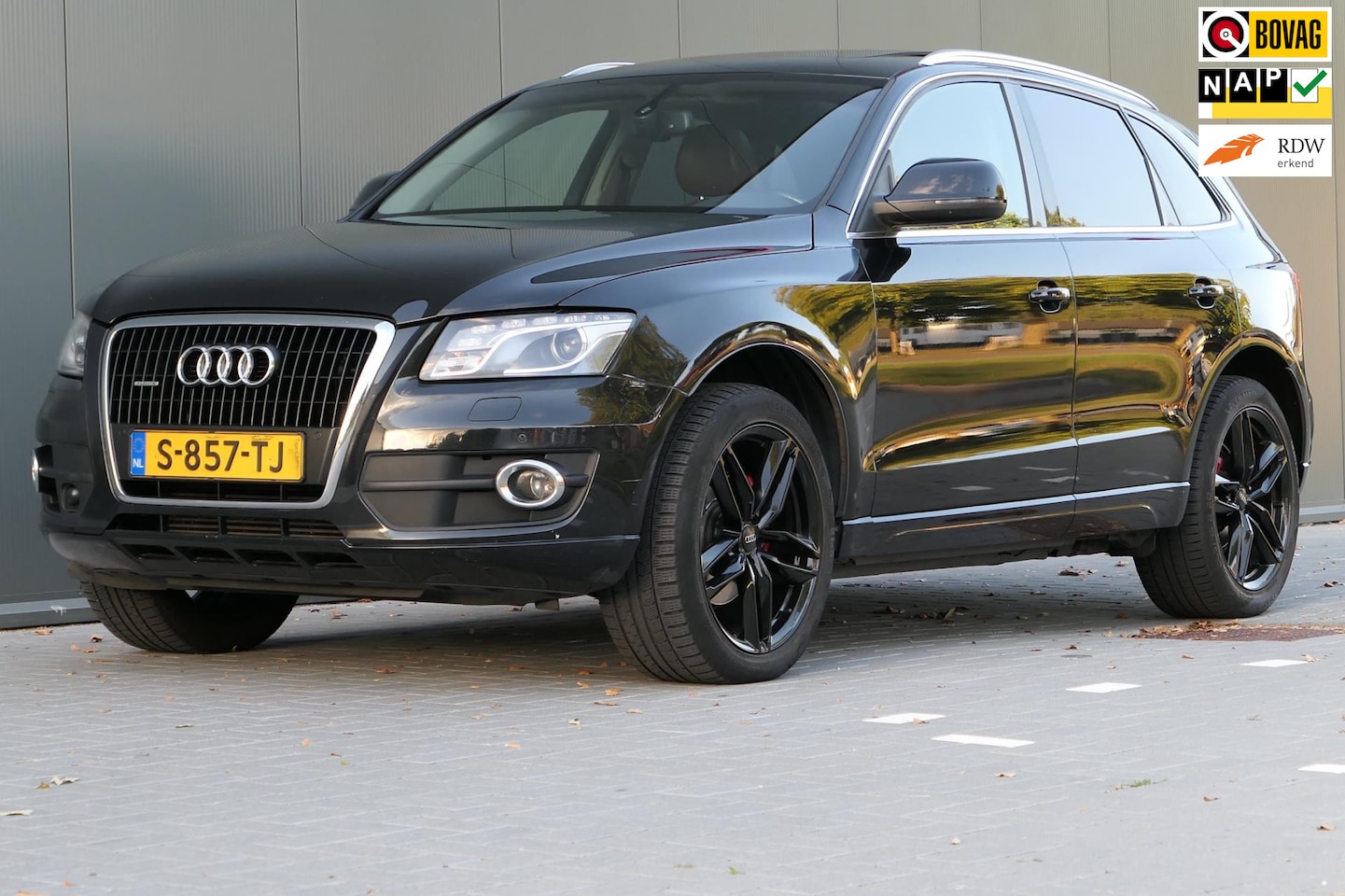 Audi Q5 - 2.0 TFSI quattro Panorama Leder Navi Trekhaak - AutoWereld.nl