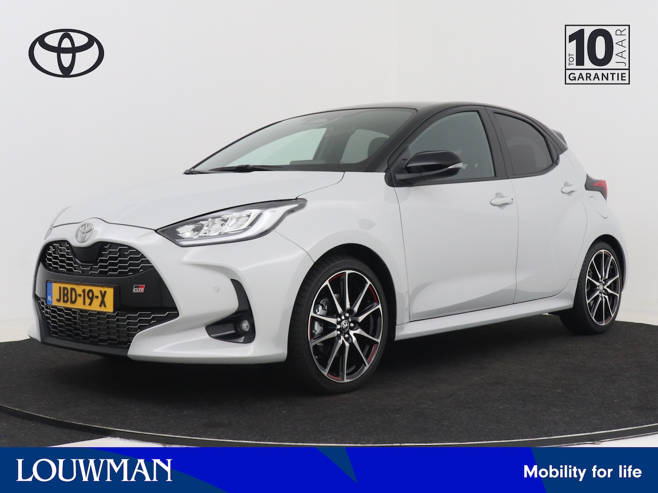 Toyota Yaris - 1.5 Hybrid 130 GR Sport - AutoWereld.nl