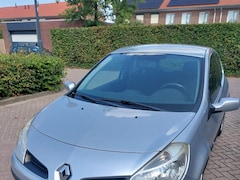 Renault Clio - 1.2-16V Collection
