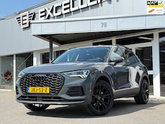 Audi Q3 - 45 TFSI e Business | Black Edition