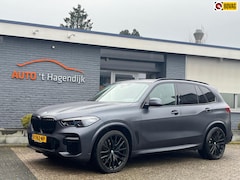 BMW X5 - XDrive 45e HE org.Frozen pano trekh 22" softclose