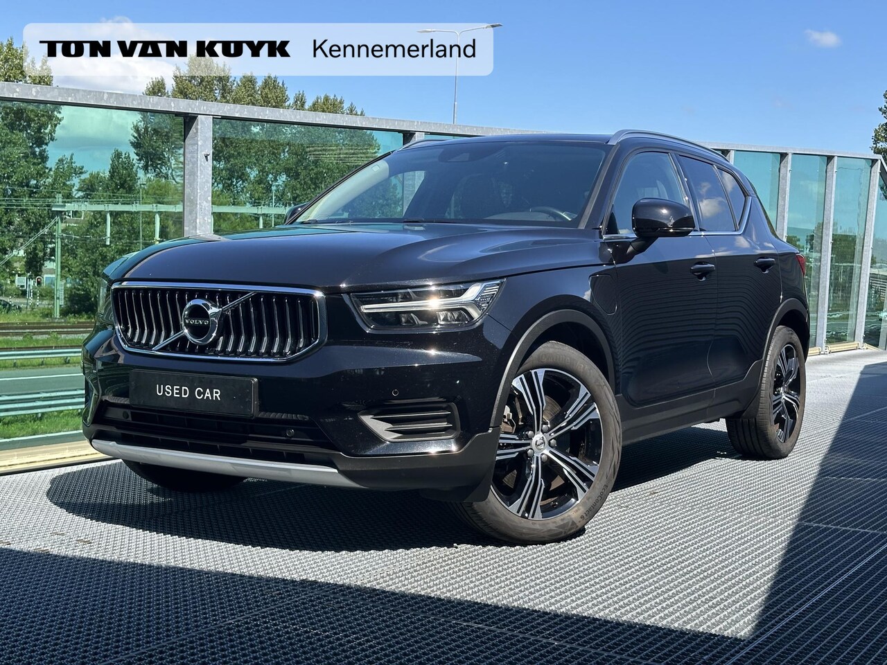 Volvo XC40 - 1.5 T5 Twin Engine Inscription / Pano. dak / Elek. verstelbare stoelen / Camera achter / A - AutoWereld.nl