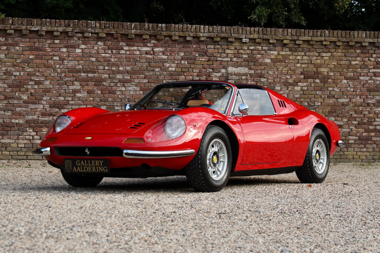 Ferrari 246 - GTS Dino Built for the European market - Delivered to Auto Becker in Germany, Restored and - AutoWereld.nl