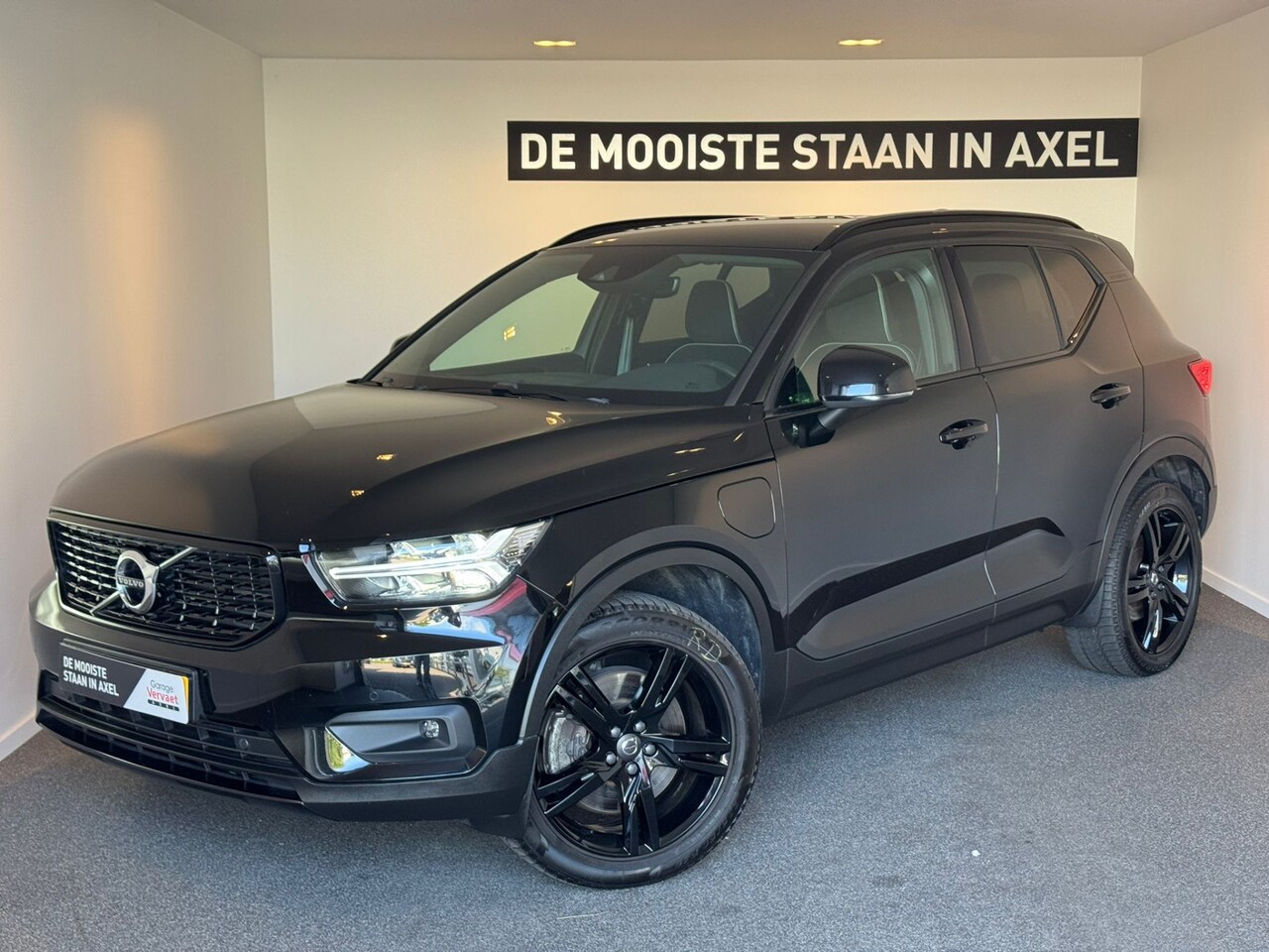 Volvo XC40 - 1.5 T4 Recharge R-Design Black Edition - AutoWereld.nl