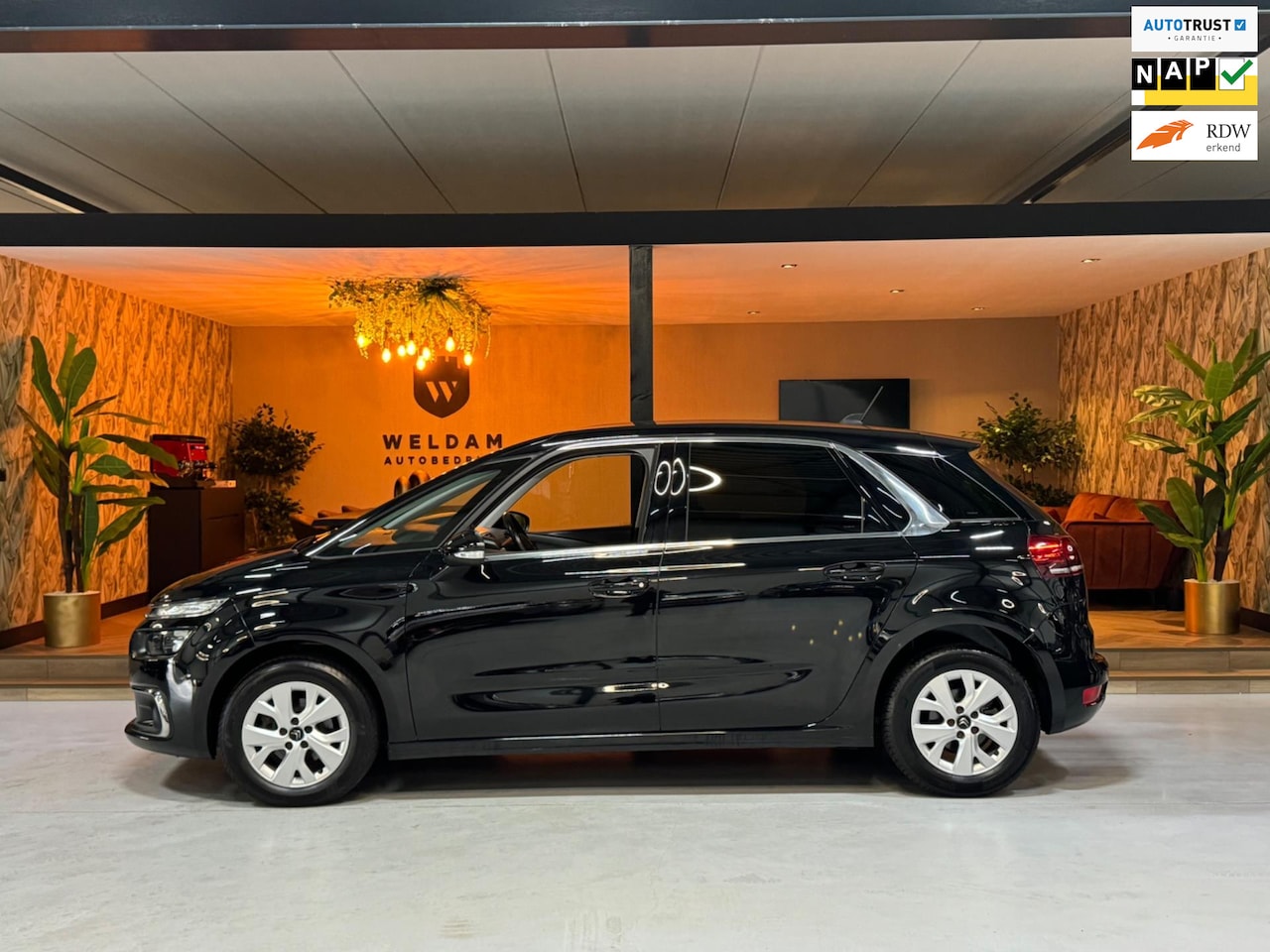 Citroën C4 SpaceTourer - 1.2 PureTech Garantie LED CarPlay Navi Clima Cruise Lane PDC Rijklaar - AutoWereld.nl