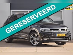 Volkswagen Tiguan Allspace - 2.0 TDI Highline Business R PANORAMADAK/TREKHAAK/LEER PAKKET