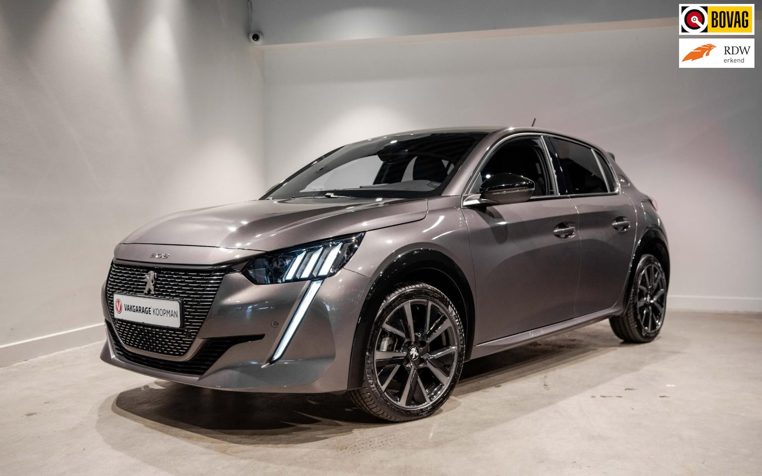 Peugeot 208 - 1.2 PureTech GT-line Automaat/Navigatie/Cruise/Half Leder. - AutoWereld.nl