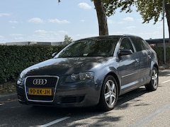 Audi A3 - 1.6 FSI Clima Navi