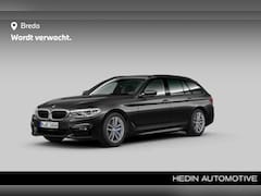 BMW 5-serie Touring - 530i High Executive | M-sport | Comfort Access | Harman Kardon | Driving Assistant Profess