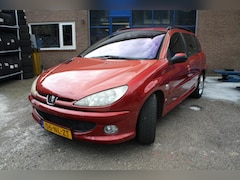 Peugeot 206 SW - 1.4-16V XS