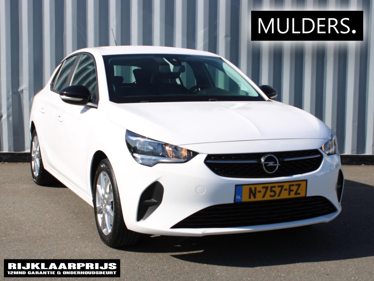 Opel Corsa - 1.2 Edition NAVI+TREKHAAK - AutoWereld.nl