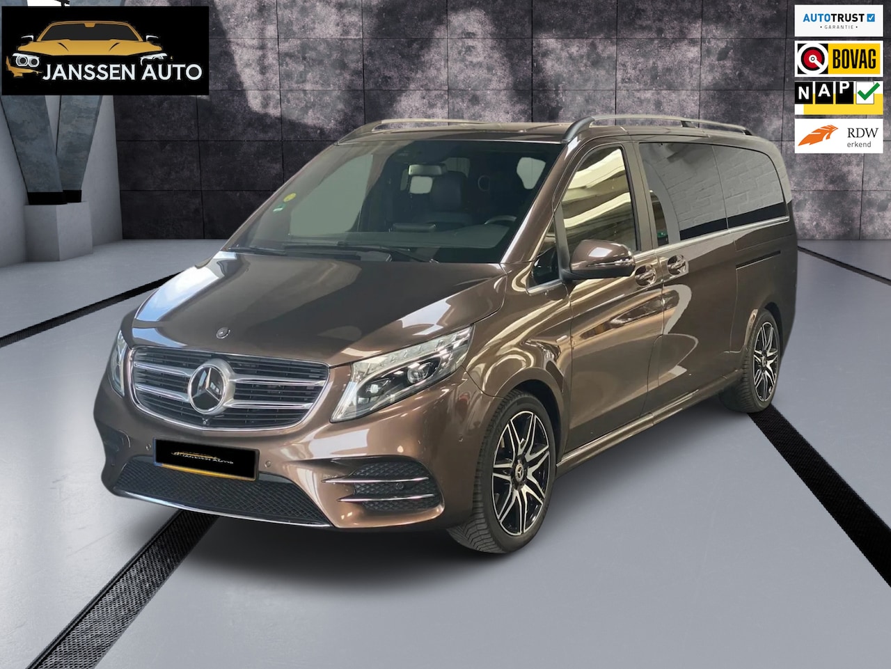 Mercedes-Benz V-klasse - 250d Extra Lang DC AMG Edition | 360 camera | Elektr. deuren | Adaptief | Led | Carbon | Z - AutoWereld.nl