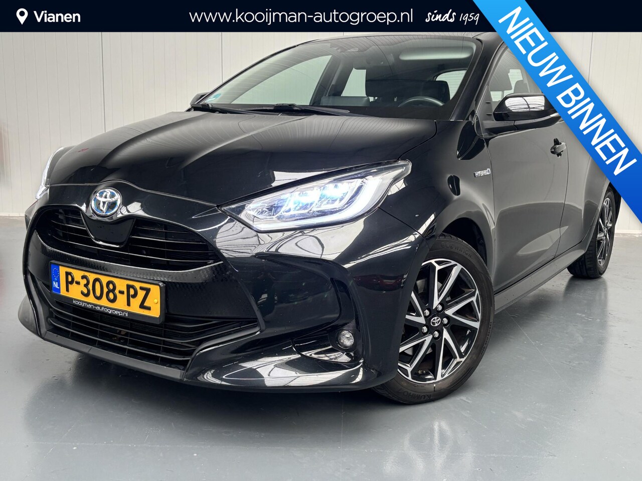 Toyota Yaris - 1.5 Hybrid First Edition KEYLESS ENTRY, SLECHTS 57.201KM, APPLE CARPLAY/ANDROID AUTO! - AutoWereld.nl