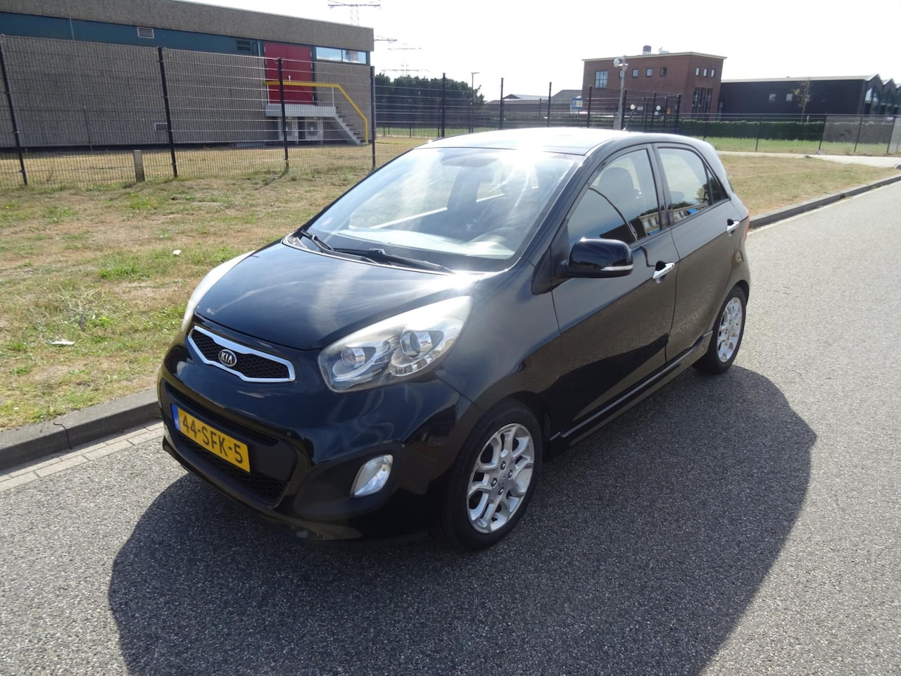 Kia Picanto - 1.0 CVVT Comfort Pack 1.0 CVVT Comfort Pack - AutoWereld.nl