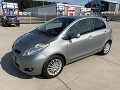 Toyota Yaris - 1.3 VVTi Automaat Airco Aux Bluetooth Trekhaak