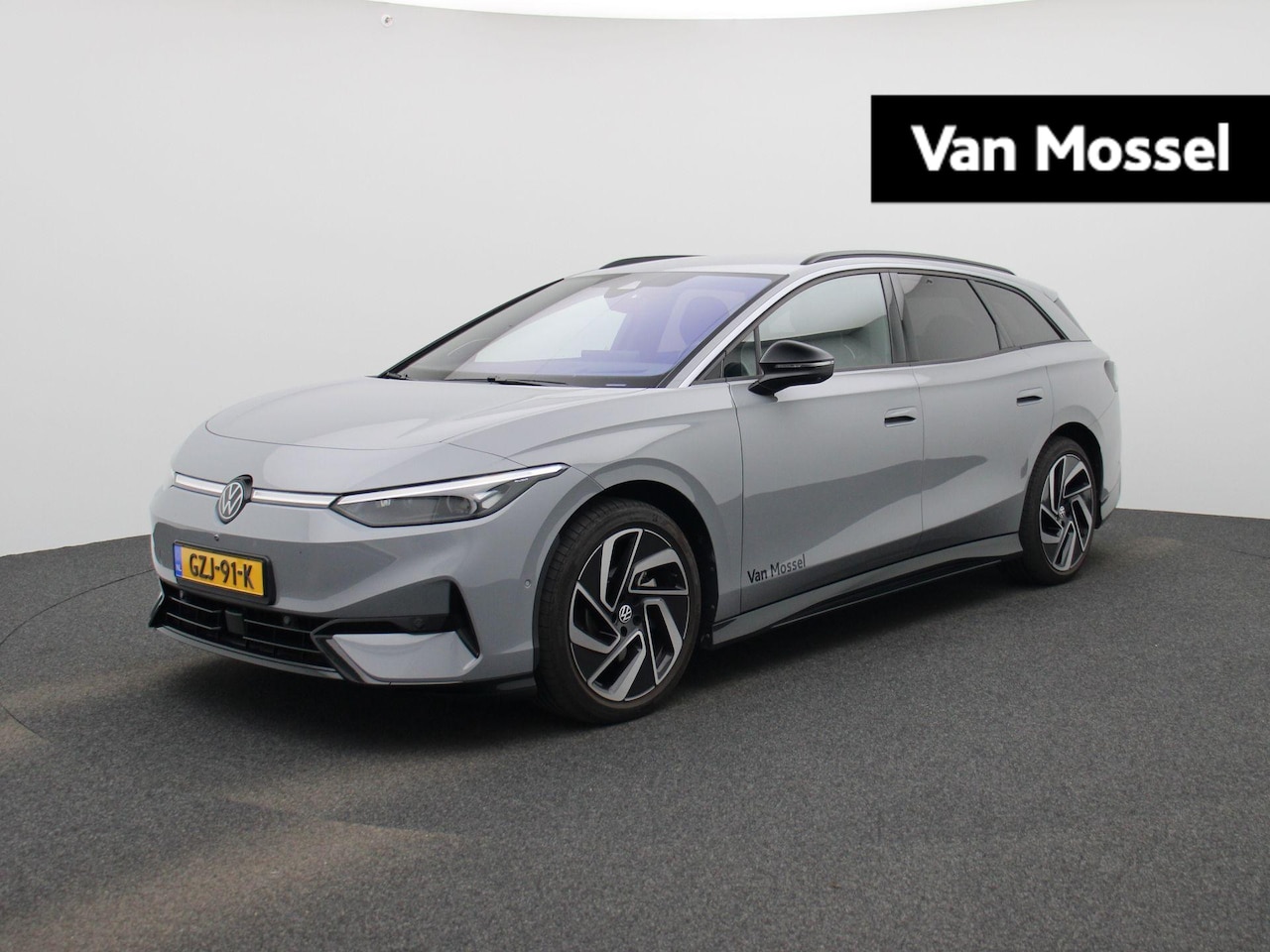 Volkswagen ID.7 Tourer - 1st Edition 77 kWh | Navigatie | Apple Carplay | 360 graden camera | Dodehoeksensoren | Tr - AutoWereld.nl