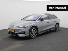 Volkswagen ID.7 Tourer - 1st Edition 77 kWh | Navigatie | Apple Carplay | 360 graden camera | Dodehoeksensoren | Tr