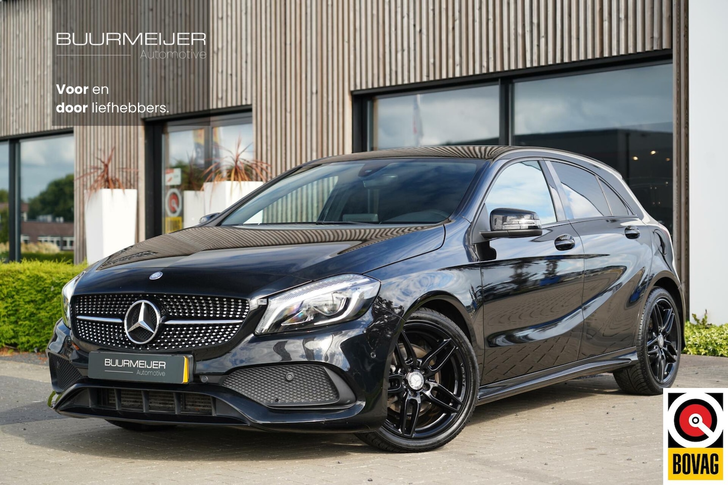 Mercedes-Benz A-klasse - 180 Prestige AMG - Night Pakket - Led verlichting - Parkeercamera - Stoelverwarming - Park - AutoWereld.nl