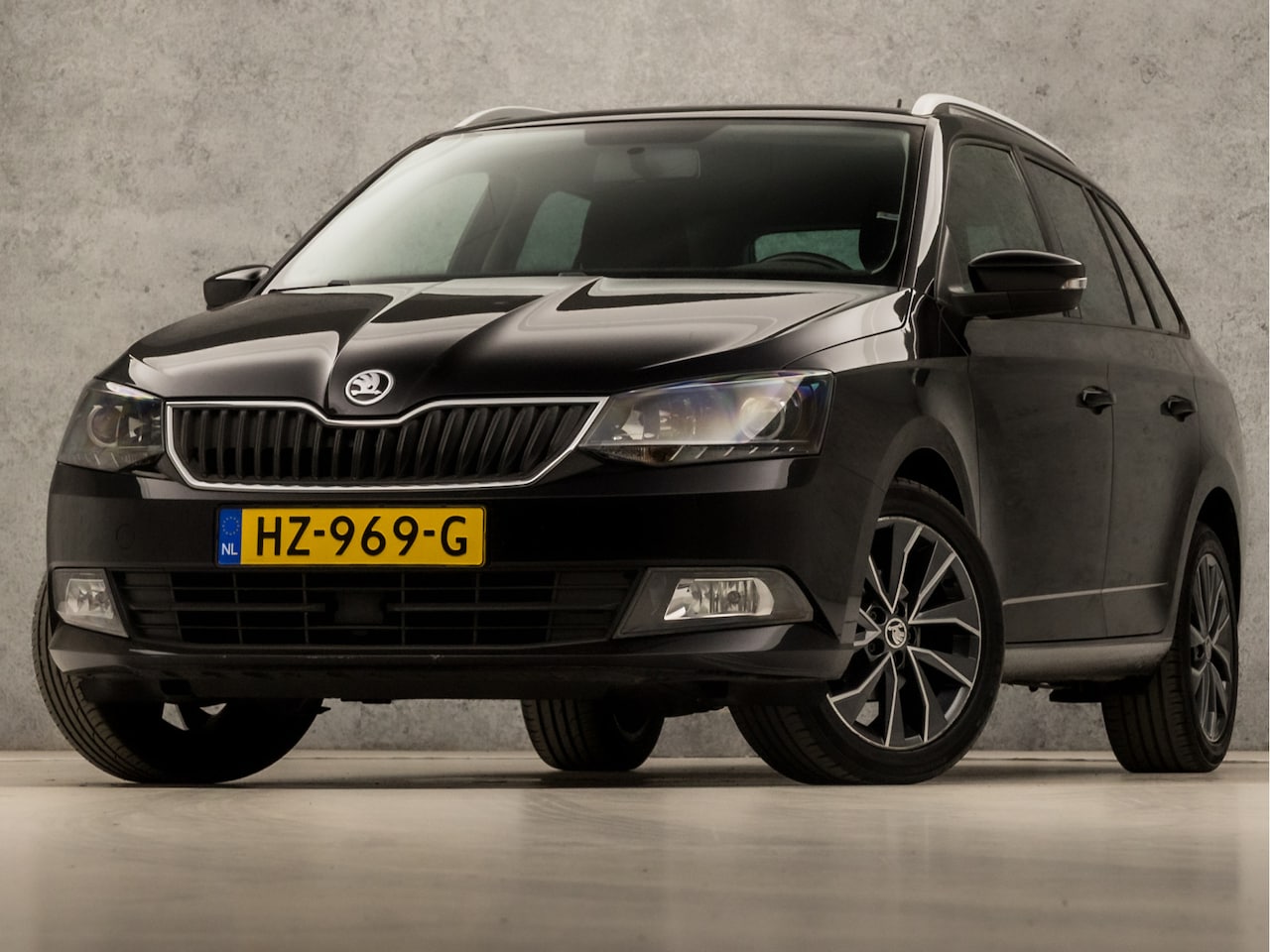 Skoda Fabia Combi - 1.2 TSI Sport (APPLE CARPLAY, NAVIGATIE, STOELVERWARMING, CRUISE, SPORTSTOELEN, PARKEERSEN - AutoWereld.nl