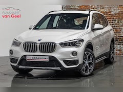 BMW X1 - XDrive20i Centennial High Executive I Elektrisch schuif/kantel dak I Afneembare trekhaak