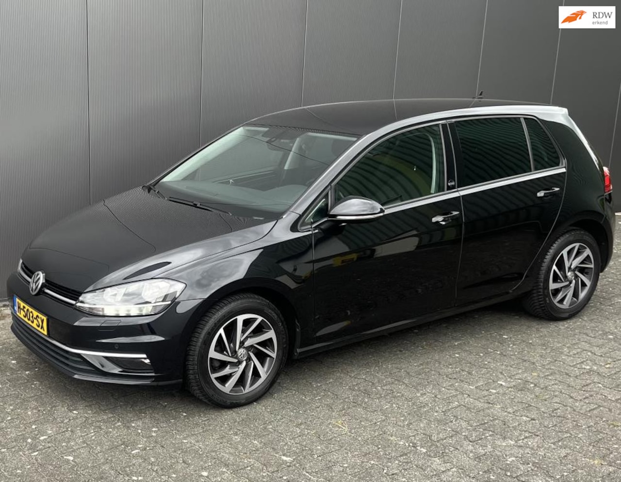 Volkswagen Golf - 1.0 TSI Highline 1.0 TSI Highline - AutoWereld.nl