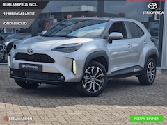 Toyota Yaris Cross - 1.5 Hybrid Dynamic stoel en stuur verwarming parkeersensoren