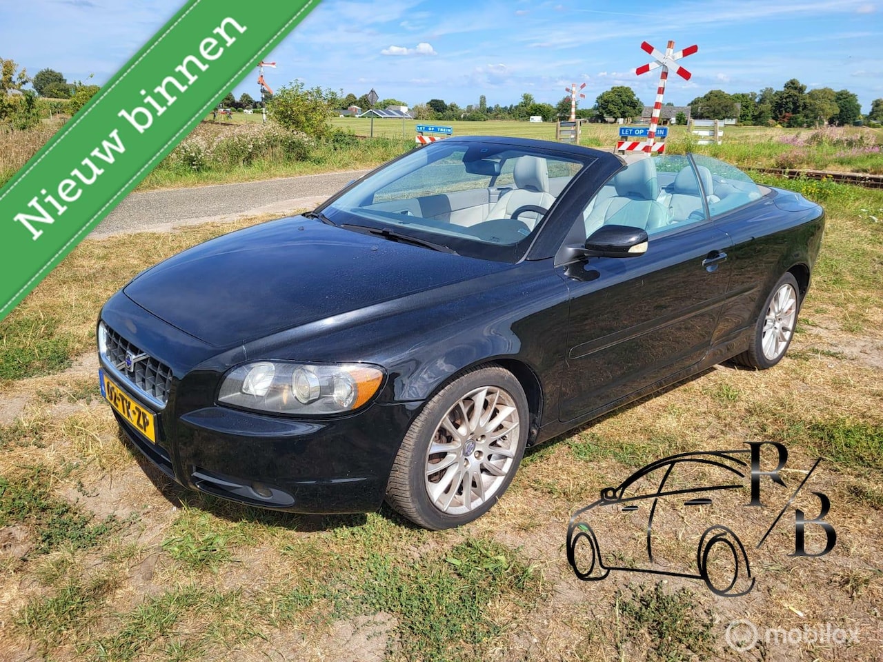 Volvo C70 Convertible - 2.5 T5 Kinetic CABRIO LEER AIRCO - AutoWereld.nl