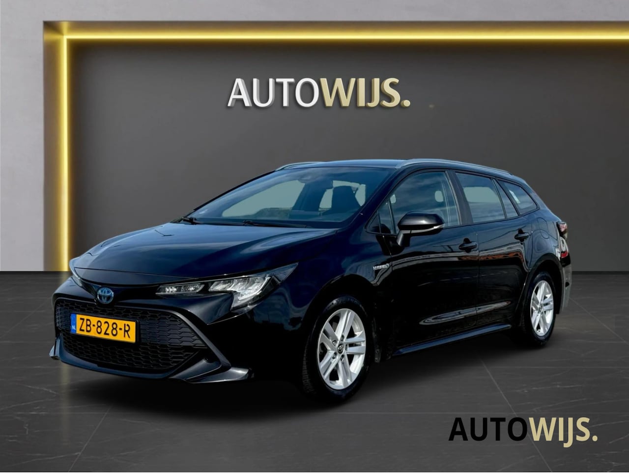 Toyota Corolla Touring Sports - 1.8 Hybrid Active|NL AUTO|Dealer onderhouden|Navi - AutoWereld.nl