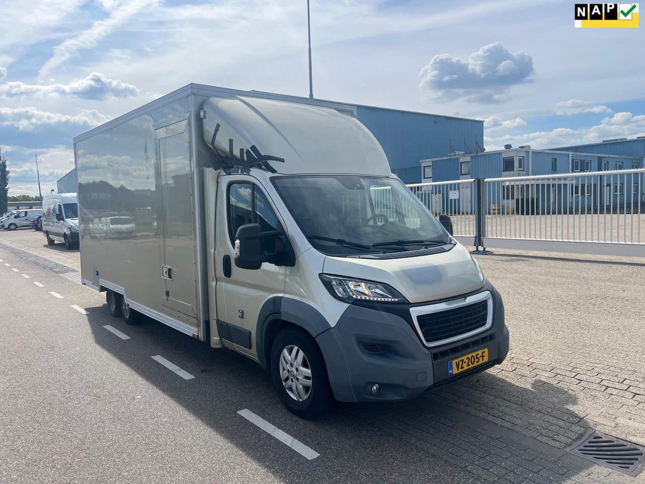 Peugeot Boxer - 3.0 177 Dubbelasser - AutoWereld.nl