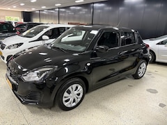 Suzuki Swift - 1.2 SMART HYBRIDE / Airco / Cruise / Multimedia / 13000KM