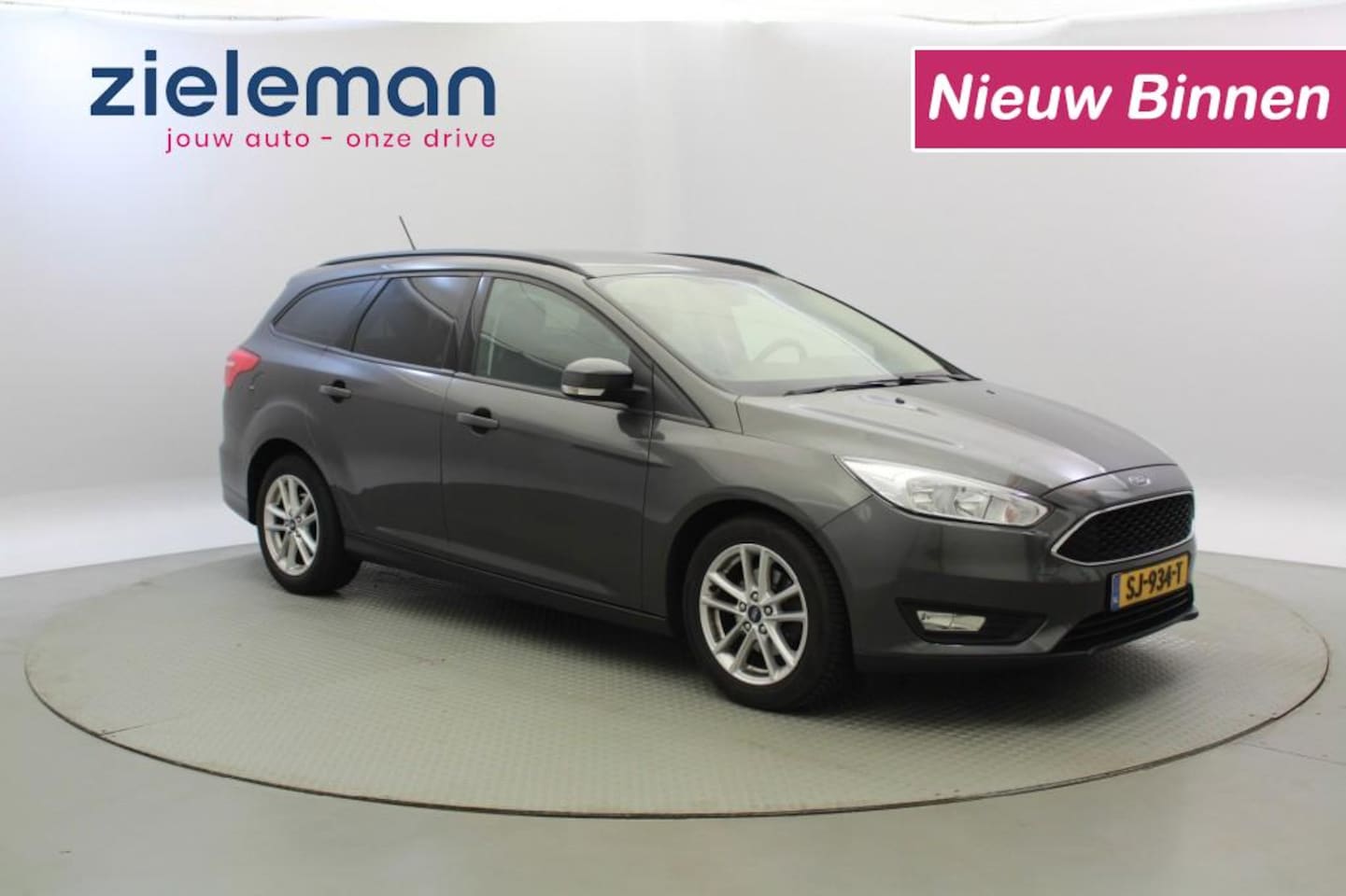 Ford Focus Wagon - Wagon 1.0 Edition - Navi, Cruise - AutoWereld.nl