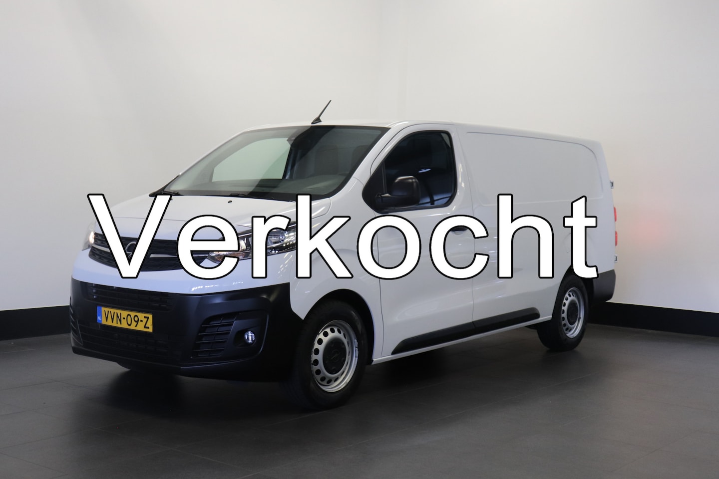 Opel Vivaro - 2.0 BlueHDi 145PK L3 - EURO 6 - Airco - Navi - Cruise - € 17.900,- Excl. - AutoWereld.nl