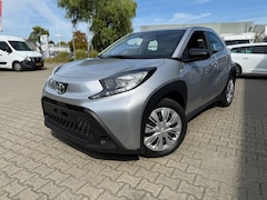 Toyota Aygo X - 1.0 VVT-i S-CVT Play Automaat