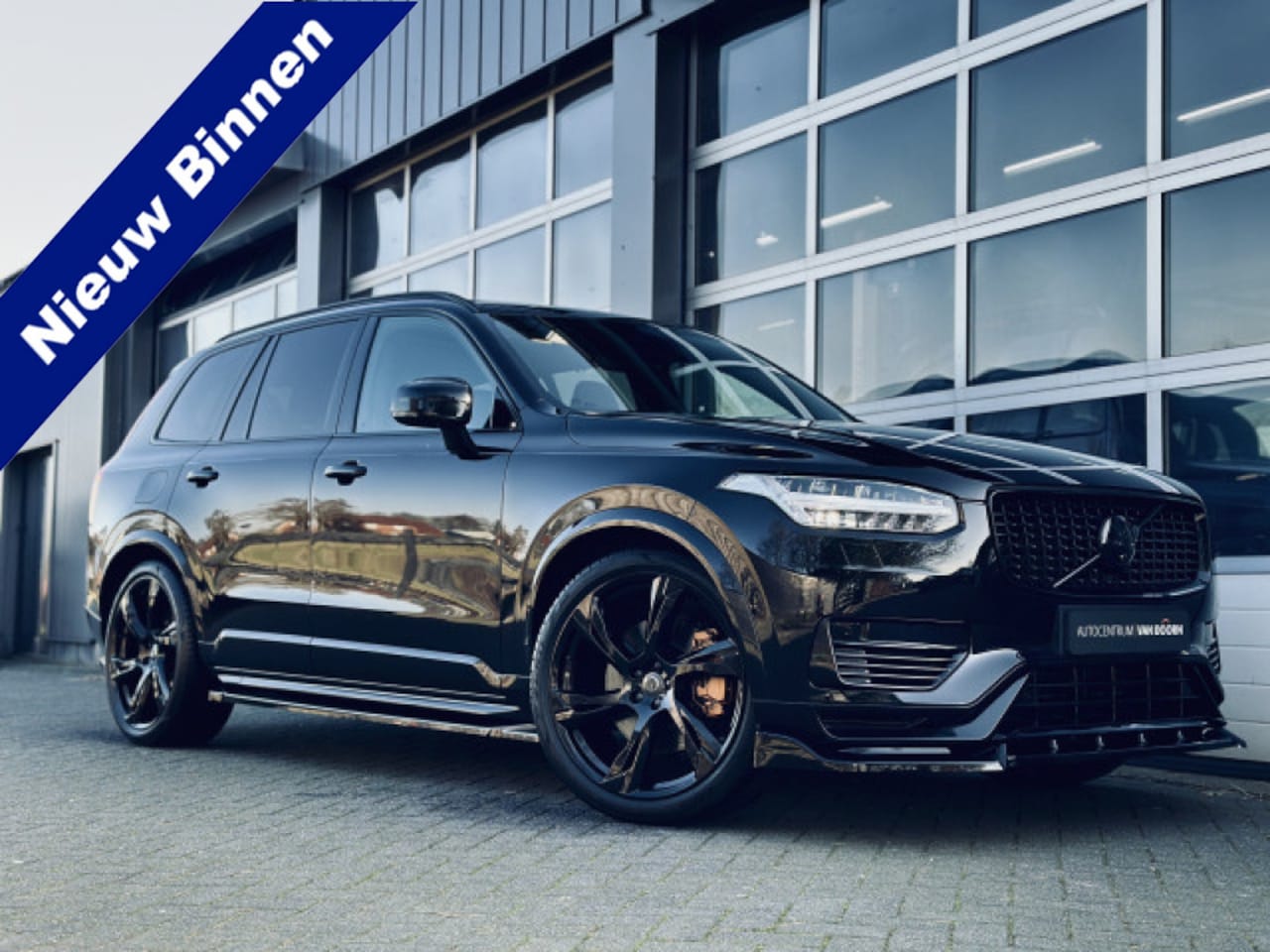 Volvo XC90 - 2.0 T8 Recharge | AWD | Dark Label | Panoramadak | Luchtvering | Adapt Cruise | Rondomzich - AutoWereld.nl
