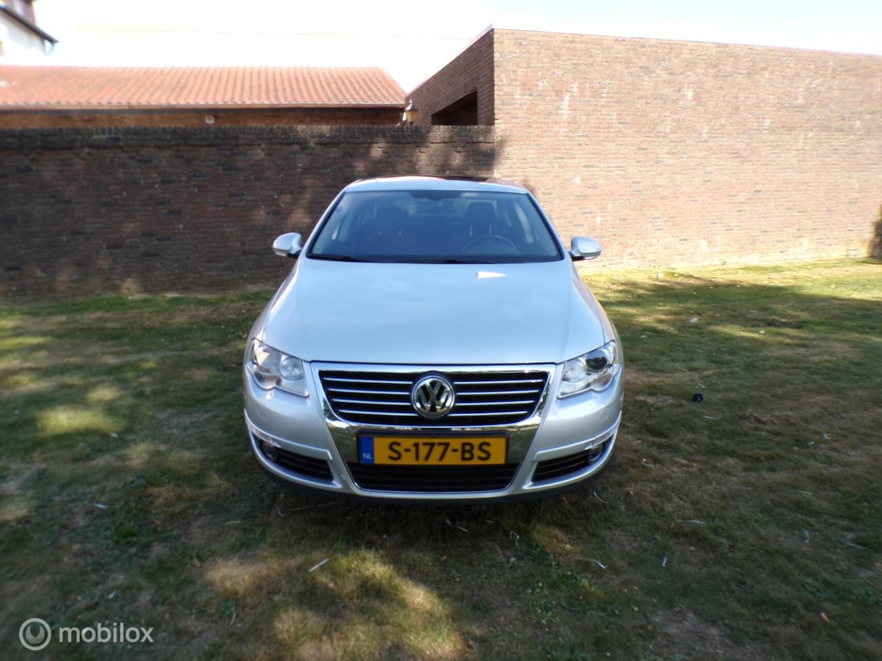 Volkswagen Passat - 1.8 TFSI Comfortline 1.8 TFSI Comfortline - AutoWereld.nl