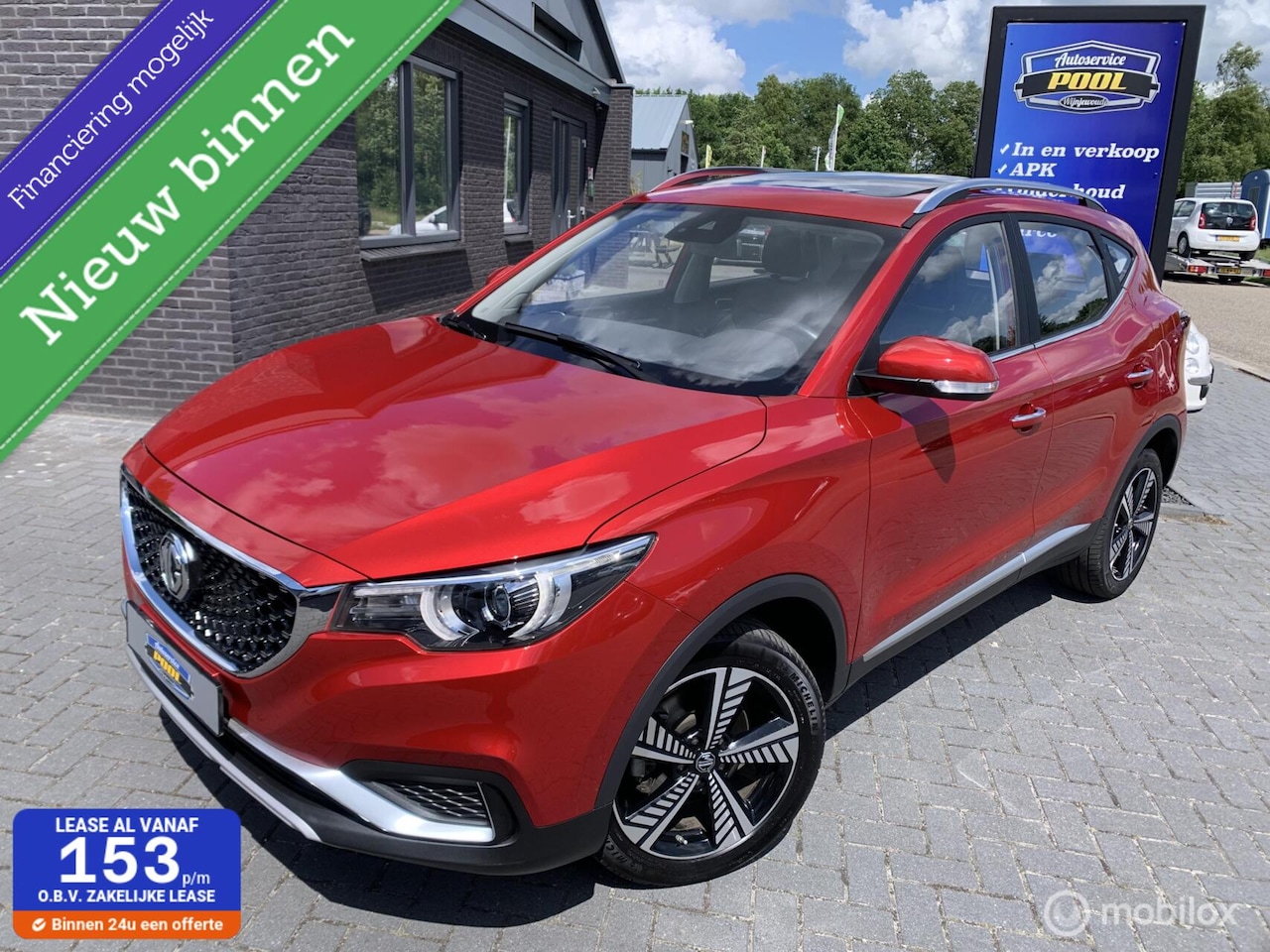 MG ZS - Luxury 45 kWh|PANO|Keyless|Leer - AutoWereld.nl