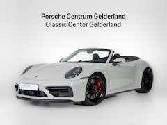 Porsche 911 Cabrio - Carrera 4 GTS