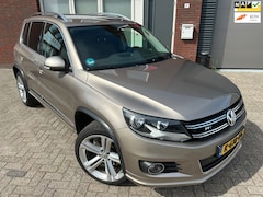 Volkswagen Tiguan - 1.4 TSI Sport&Style / Carplay / PDC / Clima / Navi / Cruise / R-Line