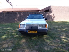 Mercedes-Benz 200-serie - 200-500 200 D